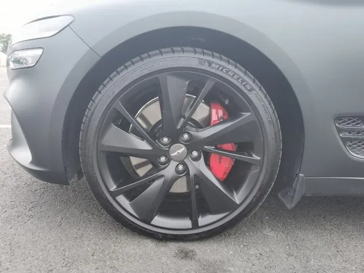 2021 Genesis G70 2.0T 245HP L4 8AT,autocango,china used car exporter,china ev exporter,chinese used car exporter,chinese used ev exporter