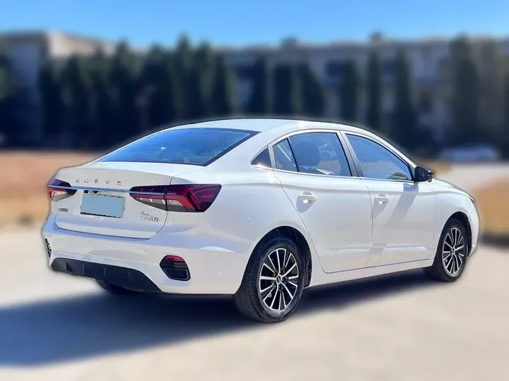 2021 Roewe i5 1.5L 120HP L4 CVT,autocango,china used car exporter,china ev exporter,chinese used car exporter,chinese used ev exporter