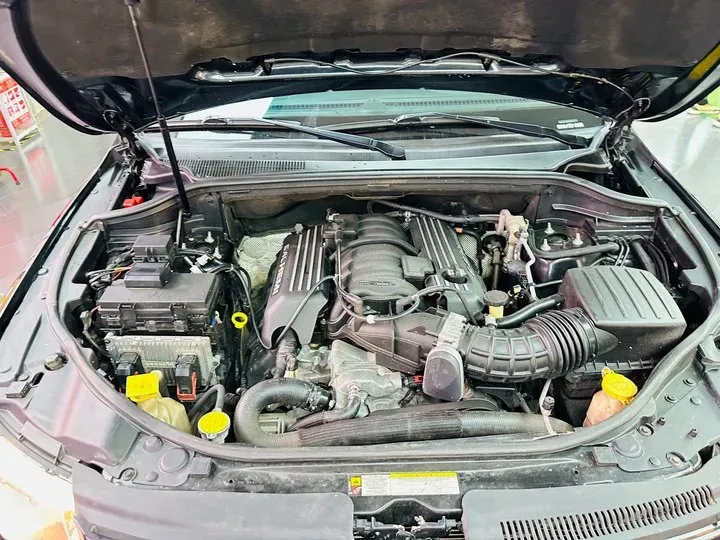 2013 Jeep Grand Cherokee SRT 6.4L 468HP V8 5AT,autocango,china used car exporter,china ev exporter,chinese used car exporter,chinese used ev exporter