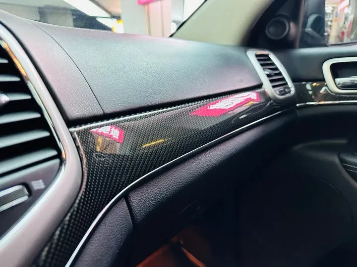 2013 Jeep Grand Cherokee SRT 6.4L 468HP V8 5AT,autocango,china used car exporter,china ev exporter,chinese used car exporter,chinese used ev exporter