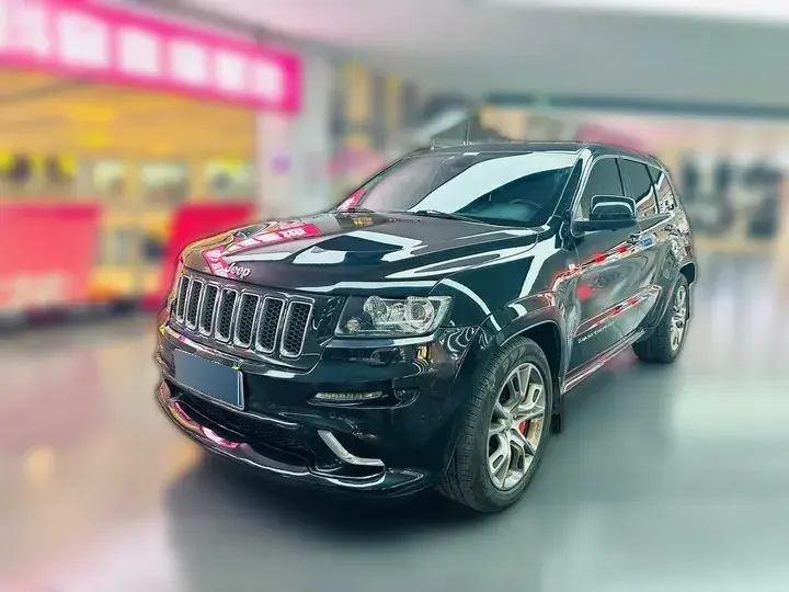 2013 Jeep Grand Cherokee SRT 6.4L 468HP V8 5AT