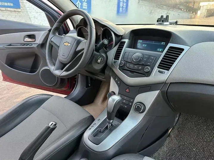2012 Chevrolet Cruze 1.6L 121HP L4 6AT,autocango,china used car exporter,china ev exporter,chinese used car exporter,chinese used ev exporter