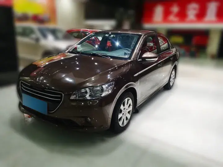 2014 Peugeot 301 1.6L 117HP L4 5MT