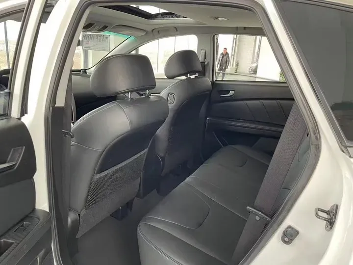 2014 Luxgen 6 SUV 1.8T 158HP L4 5AT,autocango,china used car exporter,china ev exporter,chinese used car exporter,chinese used ev exporter