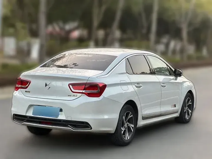 2014 DS 5LS 1.8L 139HP L4 6AT,autocango,china used car exporter,china ev exporter,chinese used car exporter,chinese used ev exporter