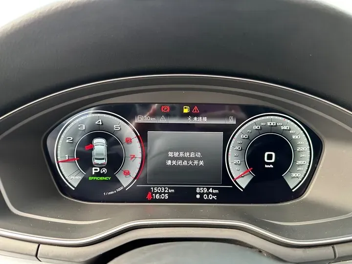 2022 Audi A4L 2.0T 190HP L4 7DCT,autocango,china used car exporter,china ev exporter,chinese used car exporter,chinese used ev exporter