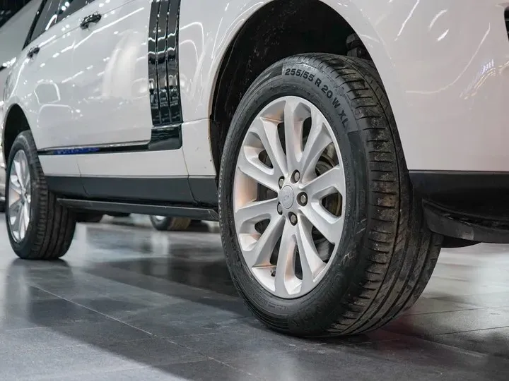 2020 Mansory Range Rover 3.0T 400HP L6 8AT,autocango,china used car exporter,china ev exporter,chinese used car exporter,chinese used ev exporter