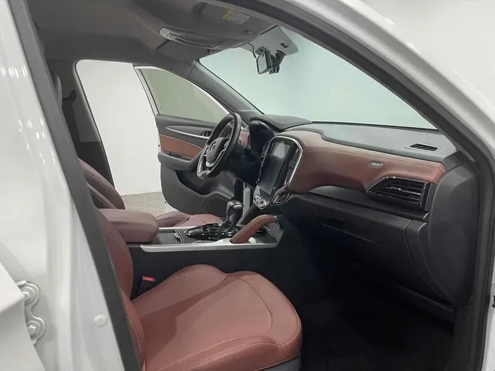 2018 Brilliance Auto V6 1.5T 150HP L4 7DCT,autocango,china used car exporter,china ev exporter,chinese used car exporter,chinese used ev exporter