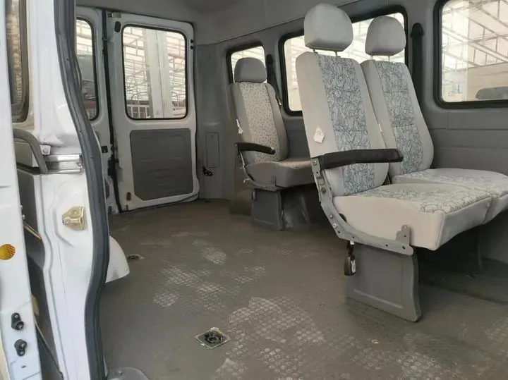 2017 Iveco BaoDi 2.5T 122HP L4 5MT,autocango,china used car exporter,china ev exporter,chinese used car exporter,chinese used ev exporter