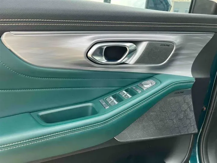 2022 GAC Trumpchi GS8 2.0T 252HP L4 8AT,autocango,china used car exporter,china ev exporter,chinese used car exporter,chinese used ev exporter