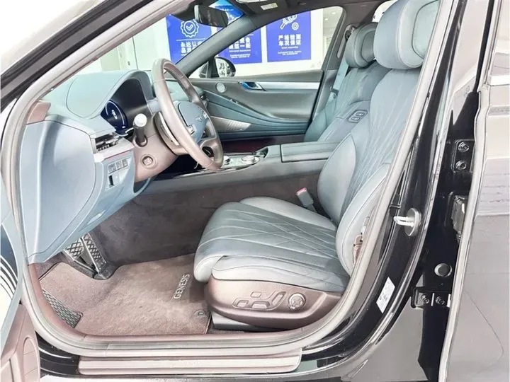2023 Genesis G80 2.5T 304HP L4 8AT,autocango,china used car exporter,china ev exporter,chinese used car exporter,chinese used ev exporter