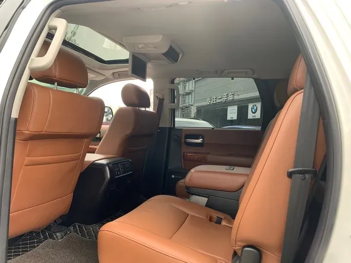 2010 Toyota Sequoia 5.7L 386HP V8 6AT,autocango,china used car exporter,china ev exporter,chinese used car exporter,chinese used ev exporter