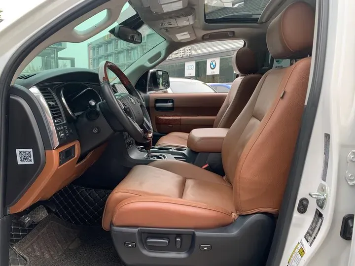 2010 Toyota Sequoia 5.7L 386HP V8 6AT,autocango,china used car exporter,china ev exporter,chinese used car exporter,chinese used ev exporter