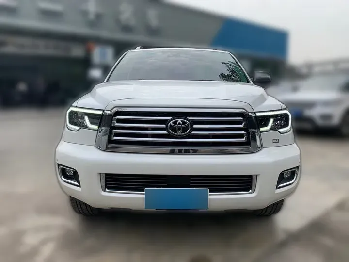 2010 Toyota Sequoia 5.7L 386HP V8 6AT,autocango,china used car exporter,china ev exporter,chinese used car exporter,chinese used ev exporter