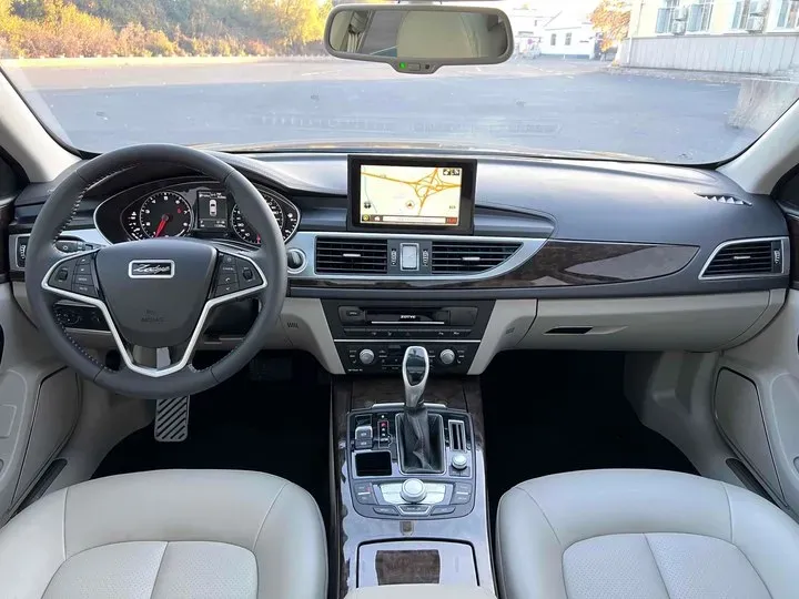 2016 Zotye Z700 1.8T 177HP L4 6DCT,autocango,china used car exporter,china ev exporter,chinese used car exporter,chinese used ev exporter