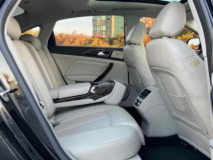 2016 Zotye Z700 1.8T 177HP L4 6DCT,autocango,china used car exporter,china ev exporter,chinese used car exporter,chinese used ev exporter