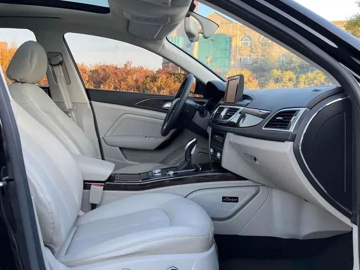 2016 Zotye Z700 1.8T 177HP L4 6DCT,autocango,china used car exporter,china ev exporter,chinese used car exporter,chinese used ev exporter