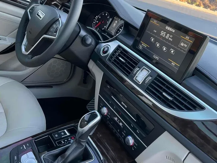 2016 Zotye Z700 1.8T 177HP L4 6DCT,autocango,china used car exporter,china ev exporter,chinese used car exporter,chinese used ev exporter