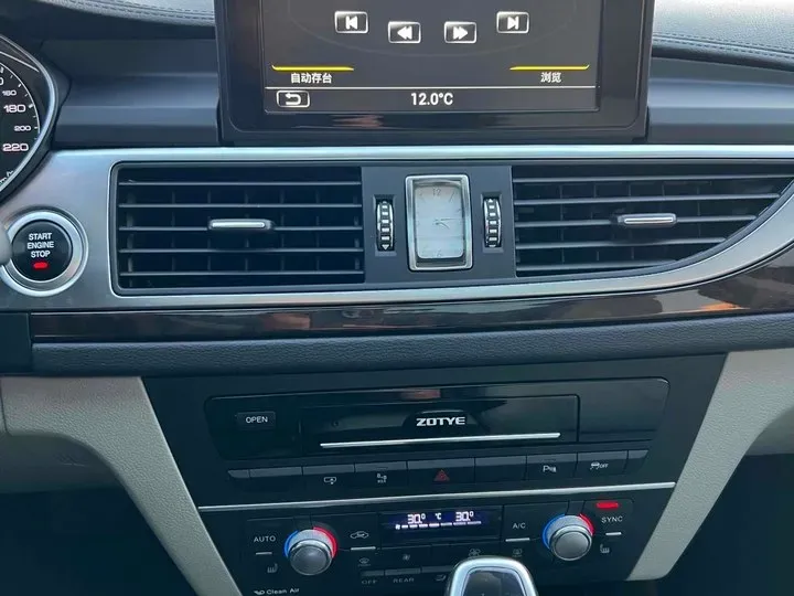 2016 Zotye Z700 1.8T 177HP L4 6DCT,autocango,china used car exporter,china ev exporter,chinese used car exporter,chinese used ev exporter