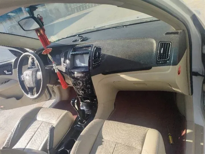 2013 Geely GC7 1.5L 109HP L4 5MT,autocango,china used car exporter,china ev exporter,chinese used car exporter,chinese used ev exporter