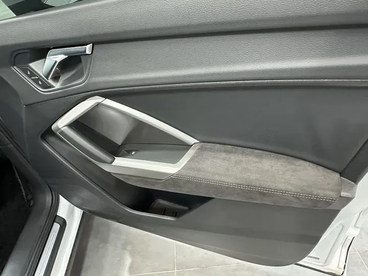 2022 Audi Q3 1.4T 150HP L4 7DCT,autocango,china used car exporter,china ev exporter,chinese used car exporter,chinese used ev exporter