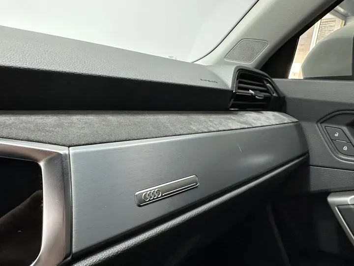 2022 Audi Q3 1.4T 150HP L4 7DCT,autocango,china used car exporter,china ev exporter,chinese used car exporter,chinese used ev exporter