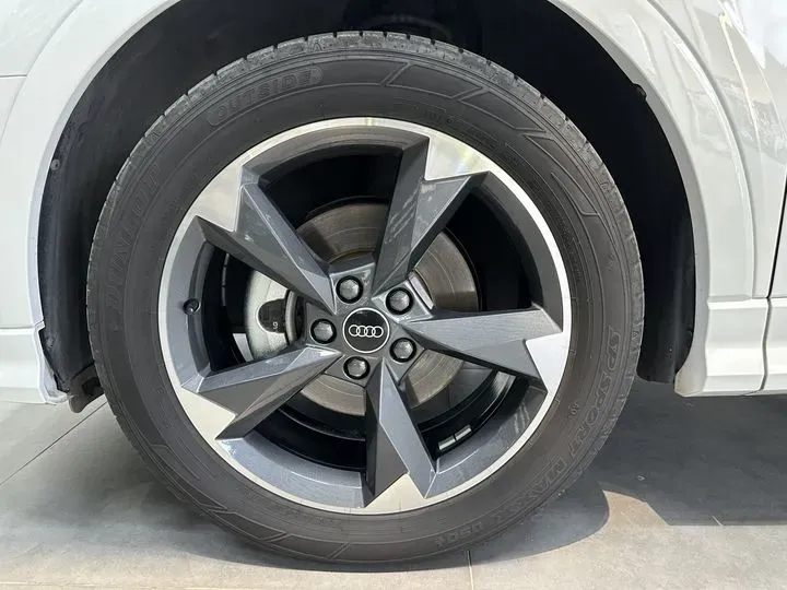 2022 Audi Q3 1.4T 150HP L4 7DCT,autocango,china used car exporter,china ev exporter,chinese used car exporter,chinese used ev exporter