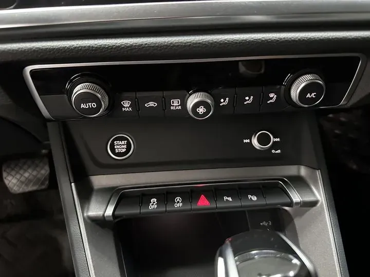 2022 Audi Q3 1.4T 150HP L4 7DCT,autocango,china used car exporter,china ev exporter,chinese used car exporter,chinese used ev exporter