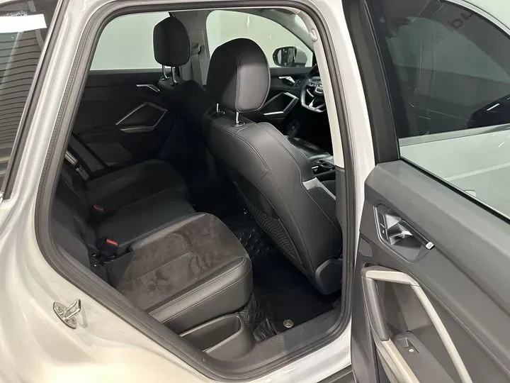 2022 Audi Q3 1.4T 150HP L4 7DCT,autocango,china used car exporter,china ev exporter,chinese used car exporter,chinese used ev exporter