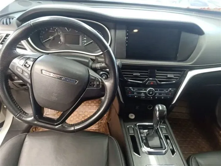 2017 Venucia T90 2.0L 144HP L4 CVT,autocango,china used car exporter,china ev exporter,chinese used car exporter,chinese used ev exporter