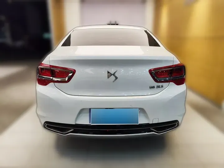 2016 DS 5LS 1.6T 167HP L4 6AT,autocango,china used car exporter,china ev exporter,chinese used car exporter,chinese used ev exporter