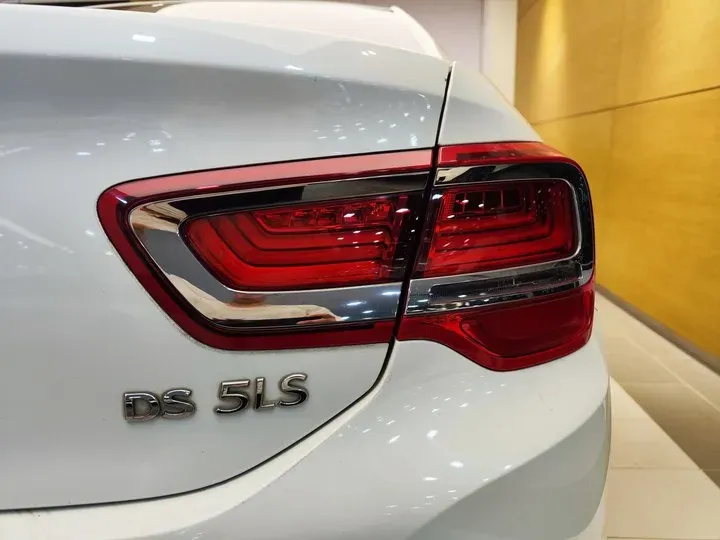 2016 DS 5LS 1.6T 167HP L4 6AT,autocango,china used car exporter,china ev exporter,chinese used car exporter,chinese used ev exporter