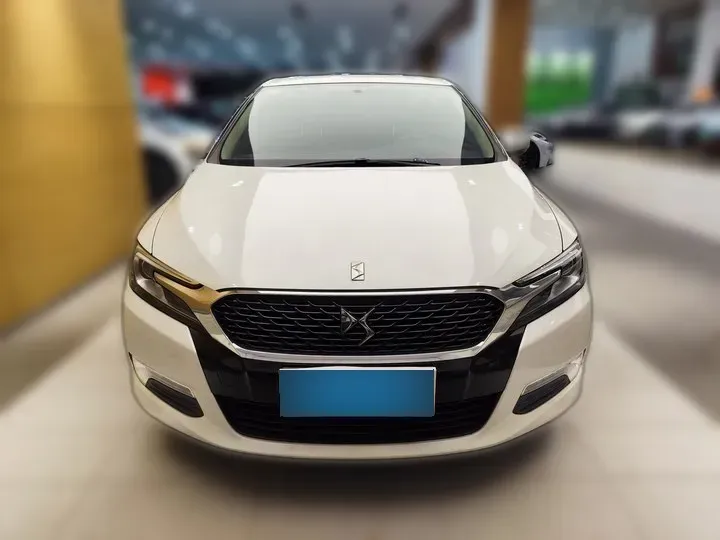 2016 DS 5LS 1.6T 167HP L4 6AT,autocango,china used car exporter,china ev exporter,chinese used car exporter,chinese used ev exporter