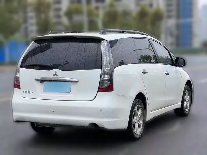2009 Mitsubishi Grandis 2.4L 165HP L4 4AT,autocango,china used car exporter,china ev exporter,chinese used car exporter,chinese used ev exporter