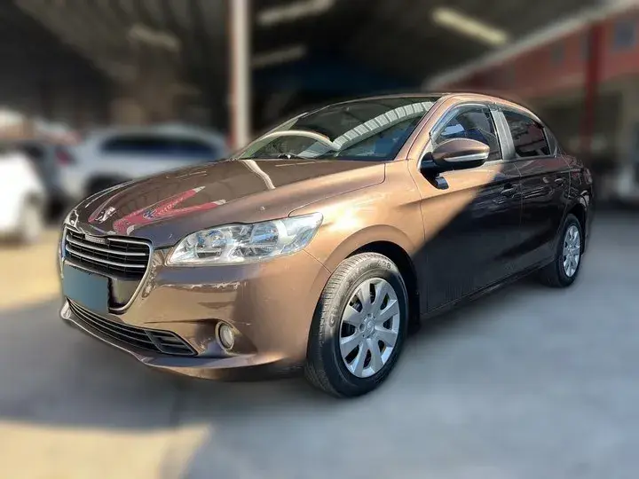2014 Peugeot 301 1.6L 117HP L4 5MT