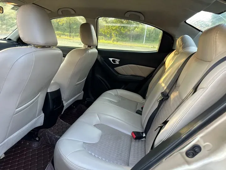 2014 GAC Trumpchi GA3S 1.6L 122HP L4 5MT,autocango,china used car exporter,china ev exporter,chinese used car exporter,chinese used ev exporter