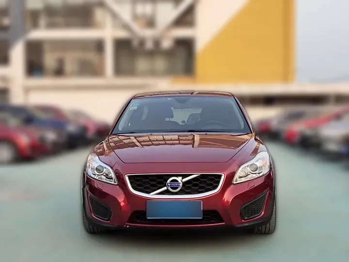 2013 Volvo C30 2.0L 145HP L4 6DCT,autocango,china used car exporter,china ev exporter,chinese used car exporter,chinese used ev exporter