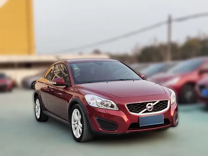 2013 Volvo C30 2.0L 145HP L4 6DCT,autocango,china used car exporter,china ev exporter,chinese used car exporter,chinese used ev exporter