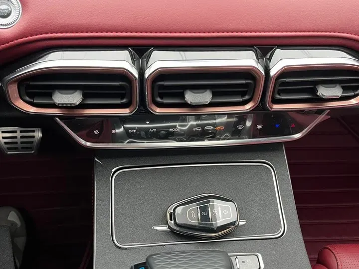 2021 Jetour X70 Plus 1.5T 156HP L4 6DCT,autocango,china used car exporter,china ev exporter,chinese used car exporter,chinese used ev exporter