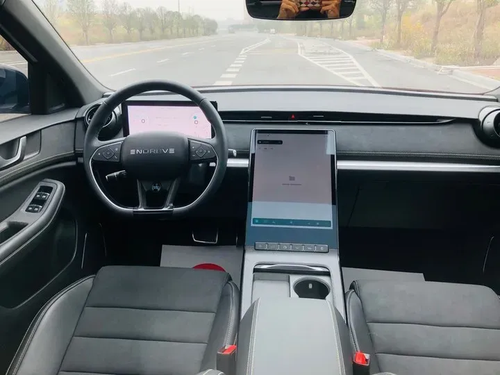 2021 Enovate ME5 Range Extended 98HP REEV 30.6KWH,autocango,china used car exporter,china ev exporter,chinese used car exporter,chinese used ev exporter