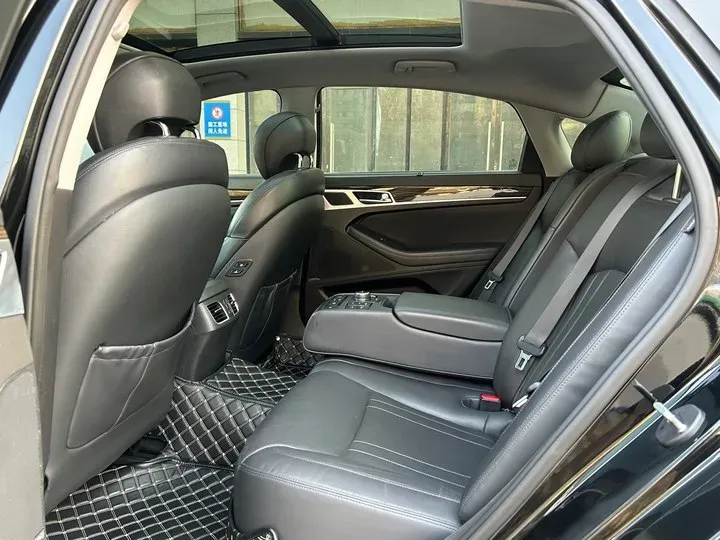 2015 Hyundai Cenesis 3.0L 257HP V6 8AT,autocango,china used car exporter,china ev exporter,chinese used car exporter,chinese used ev exporter