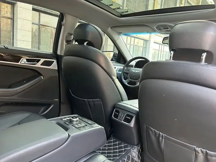 2015 Hyundai Cenesis 3.0L 257HP V6 8AT,autocango,china used car exporter,china ev exporter,chinese used car exporter,chinese used ev exporter