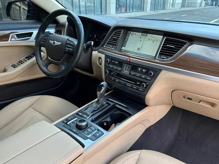 2015 Hyundai Cenesis 3.0L 257HP V6 8AT,autocango,china used car exporter,china ev exporter,chinese used car exporter,chinese used ev exporter