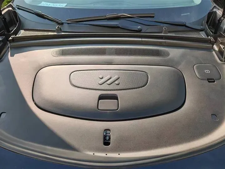 2023 IM LS6 BEV 71KWH,autocango,china used car exporter,china ev exporter,chinese used car exporter,chinese used ev exporter