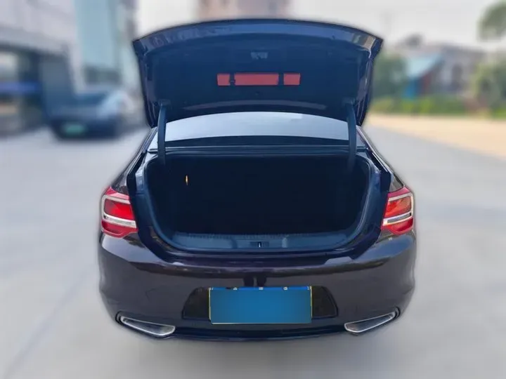 2014 DS 5LS 1.6T 163HP L4 6AT,autocango,china used car exporter,china ev exporter,chinese used car exporter,chinese used ev exporter