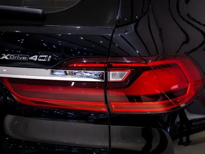 2021 BMW X7 3.0T 340HP L6 8AT,autocango,china used car exporter,china ev exporter,chinese used car exporter,chinese used ev exporter