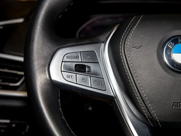 2021 BMW X7 3.0T 340HP L6 8AT,autocango,china used car exporter,china ev exporter,chinese used car exporter,chinese used ev exporter