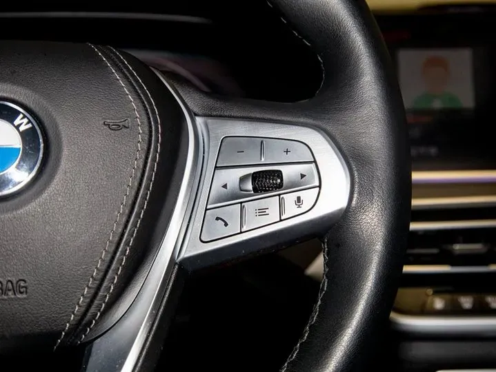 2021 BMW X7 3.0T 340HP L6 8AT,autocango,china used car exporter,china ev exporter,chinese used car exporter,chinese used ev exporter