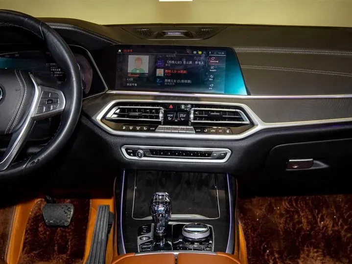 2021 BMW X7 3.0T 340HP L6 8AT,autocango,china used car exporter,china ev exporter,chinese used car exporter,chinese used ev exporter