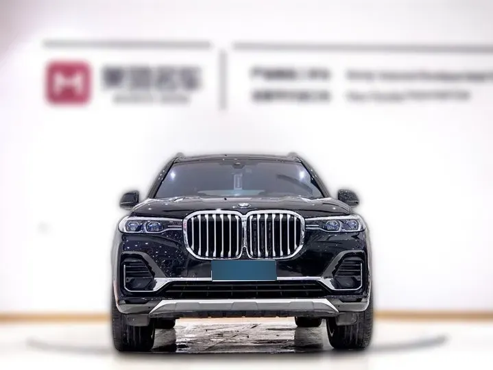 2021 BMW X7 3.0T 340HP L6 8AT,autocango,china used car exporter,china ev exporter,chinese used car exporter,chinese used ev exporter